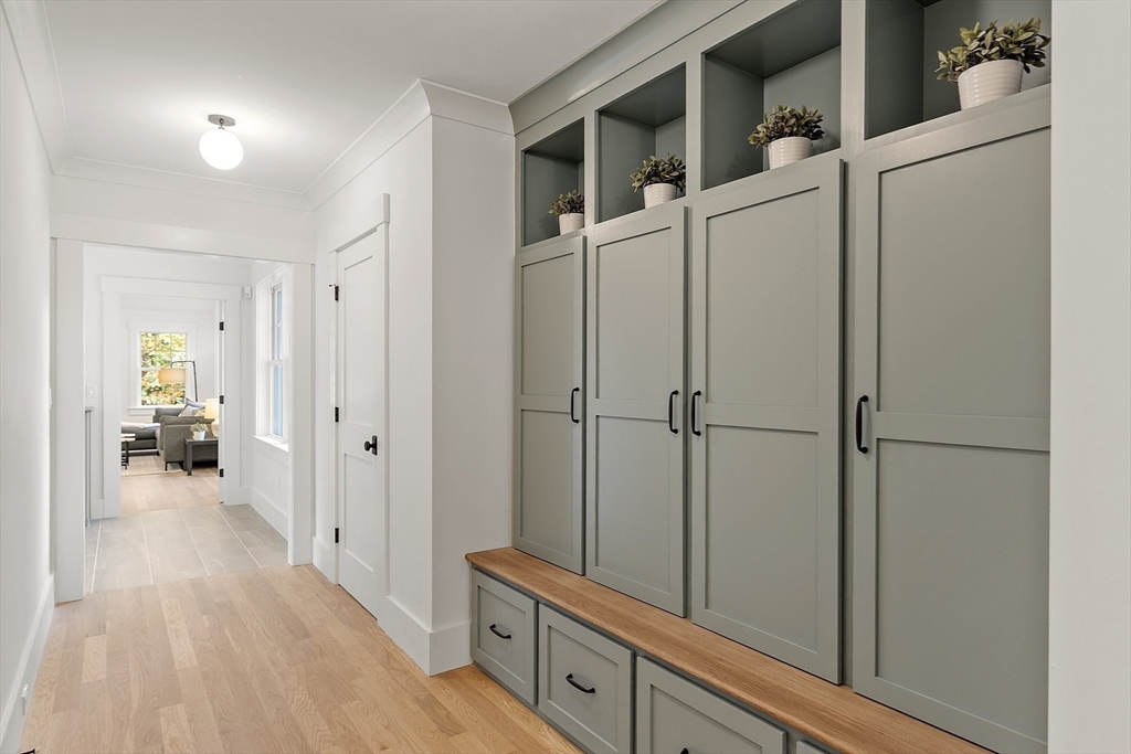 140 Revolutionary Road