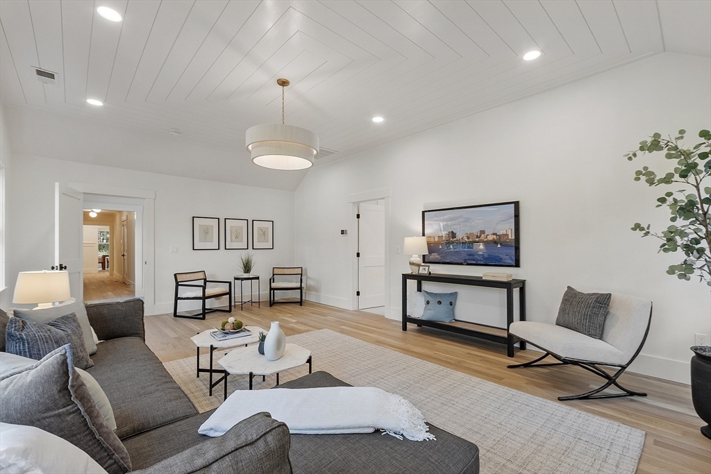 140 Revolutionary Road