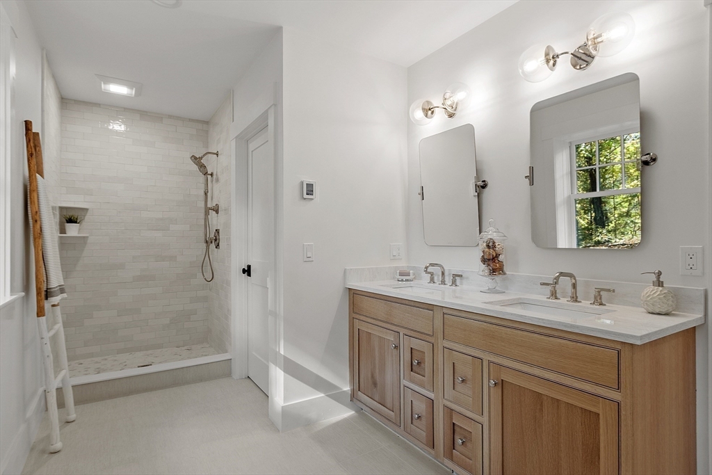 140 Revolutionary Road