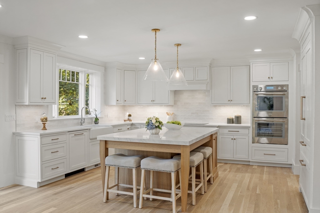 140 Revolutionary Road