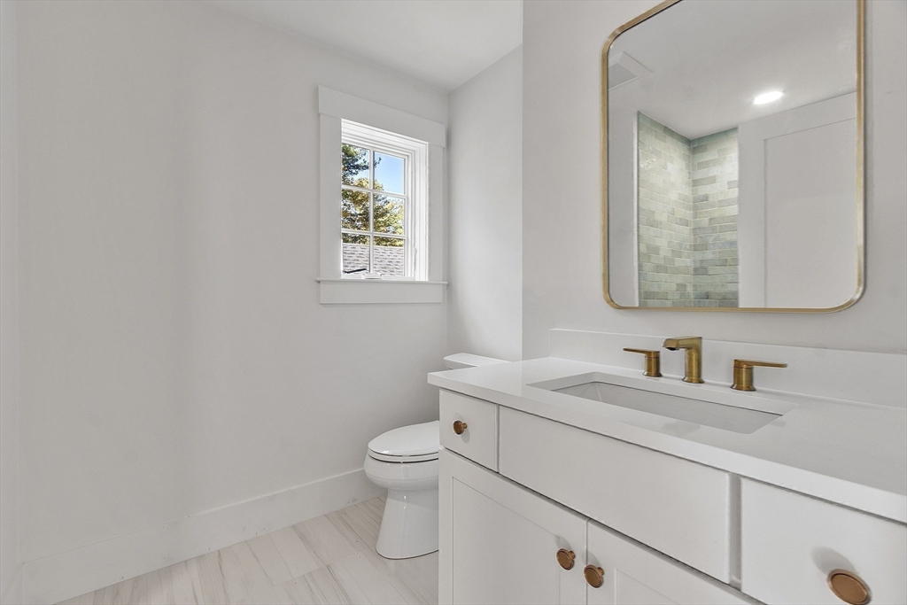 140 Revolutionary Road