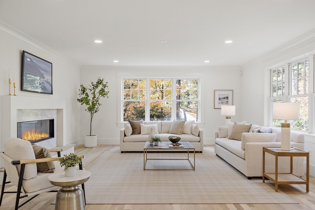 140 Revolutionary Road