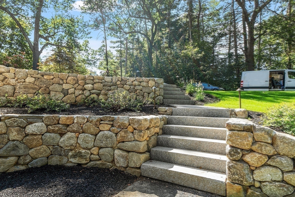 140 Revolutionary Road