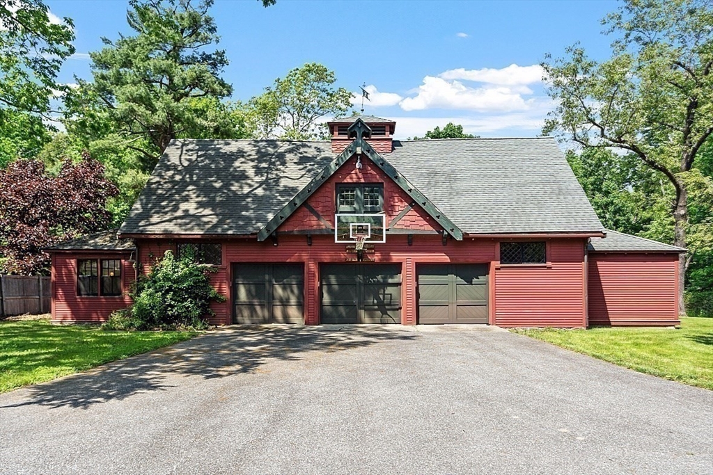 23 Lewis Rd