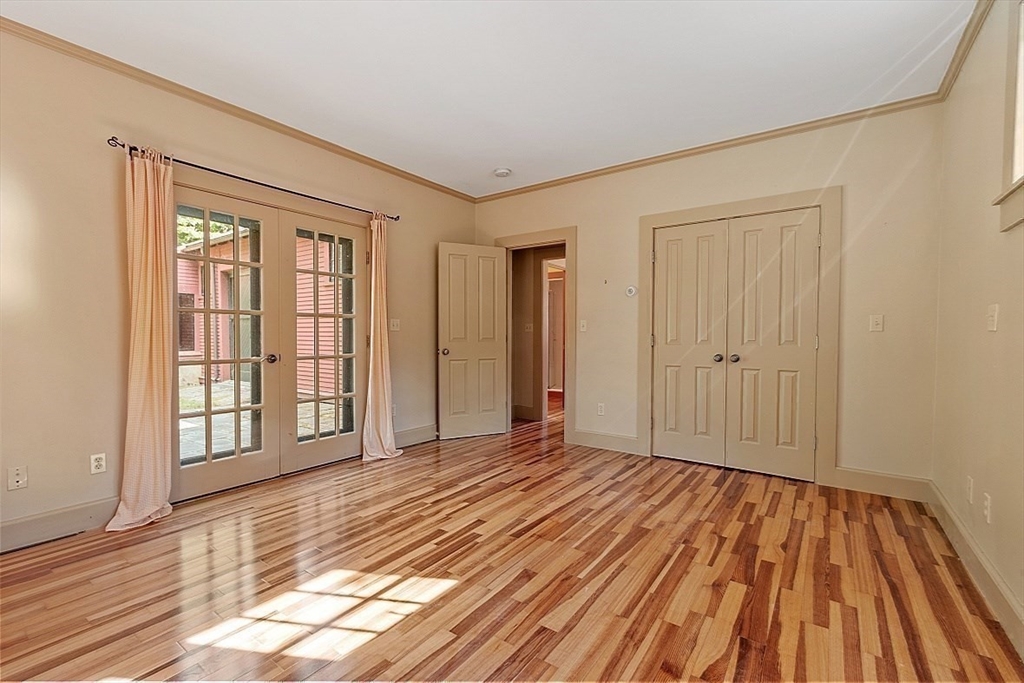 23 Lewis Rd