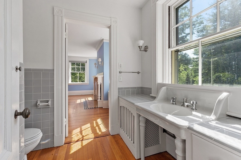 23 Lewis Rd