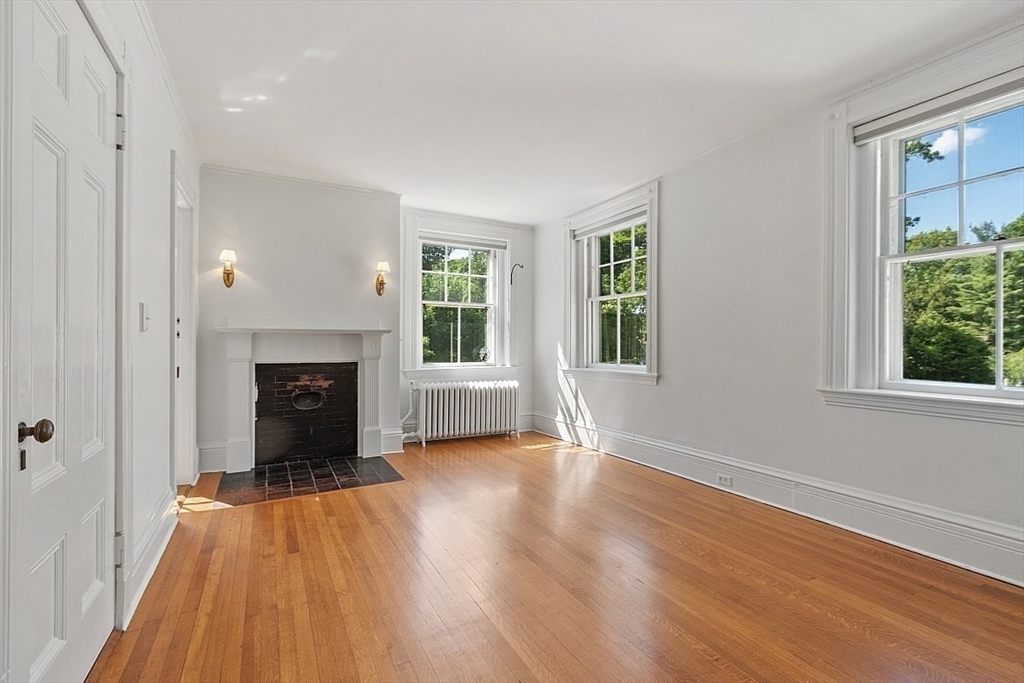 23 Lewis Rd