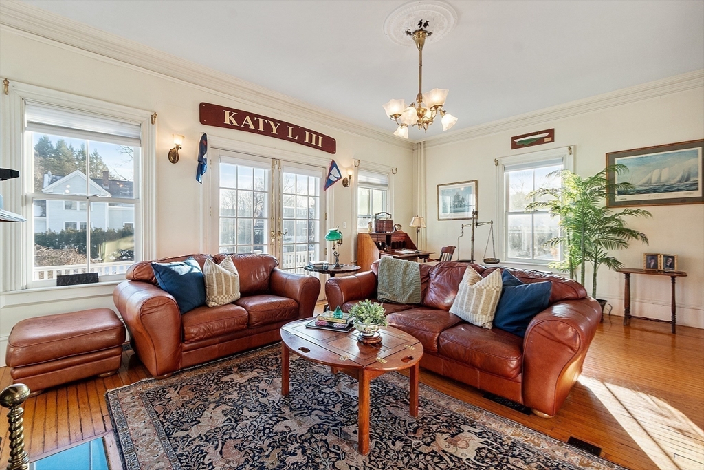 25 Fairhaven Rd