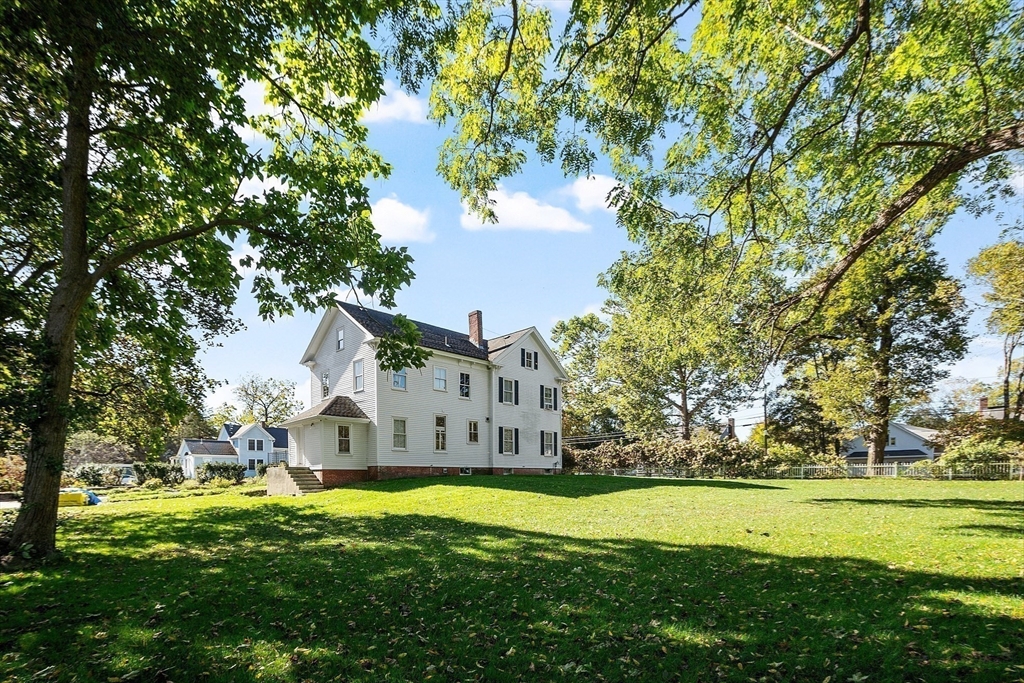 25 Fairhaven Rd