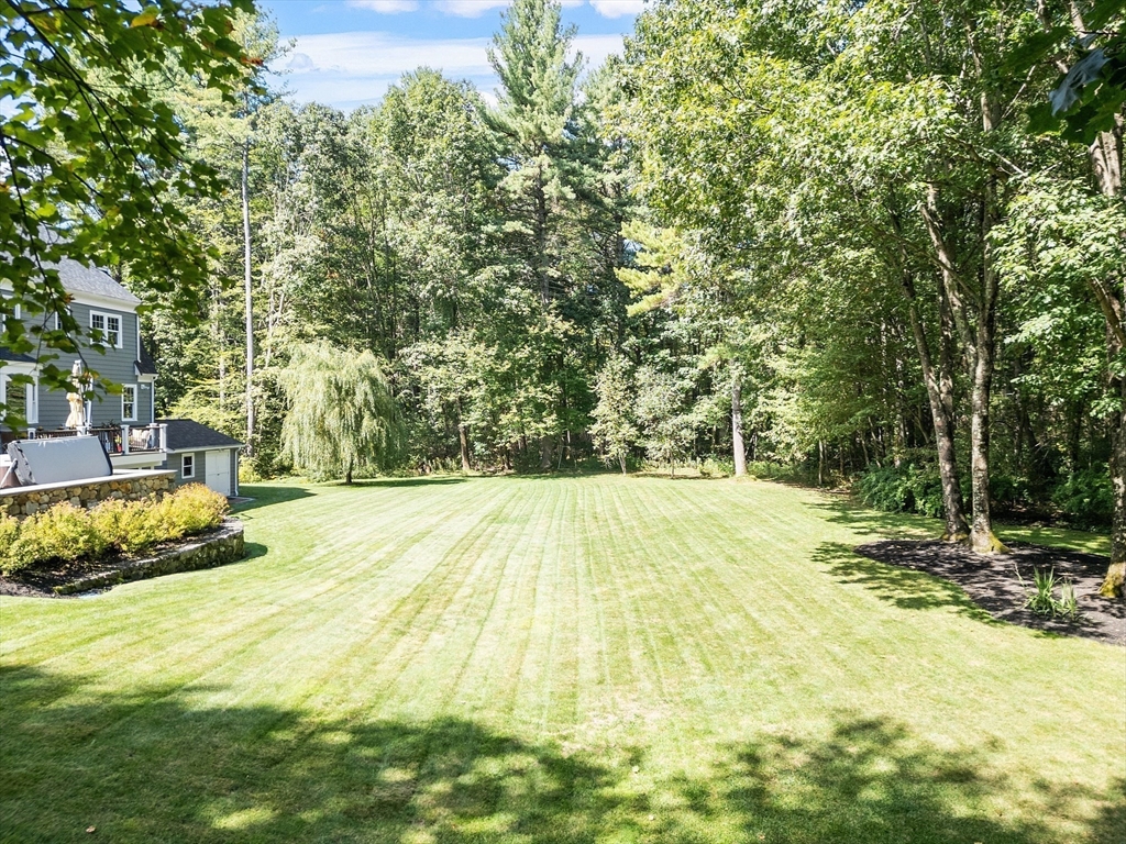 80 Daniels Ln