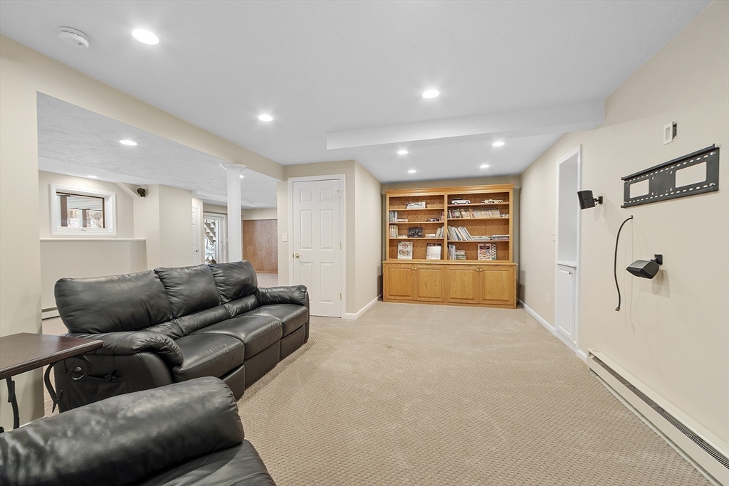 840-A Old Road To 9 Acre Cor