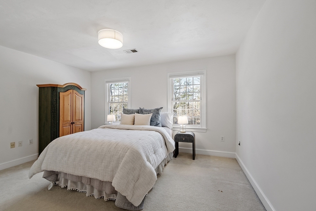 840-A Old Road To 9 Acre Cor