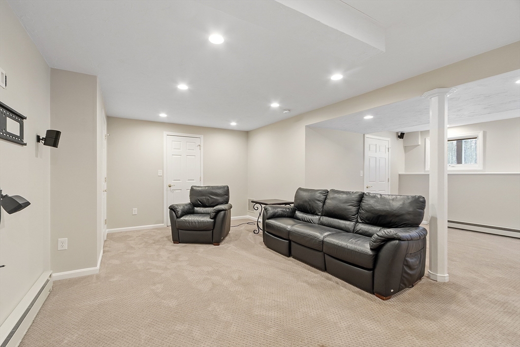 840-A Old Road To 9 Acre Cor