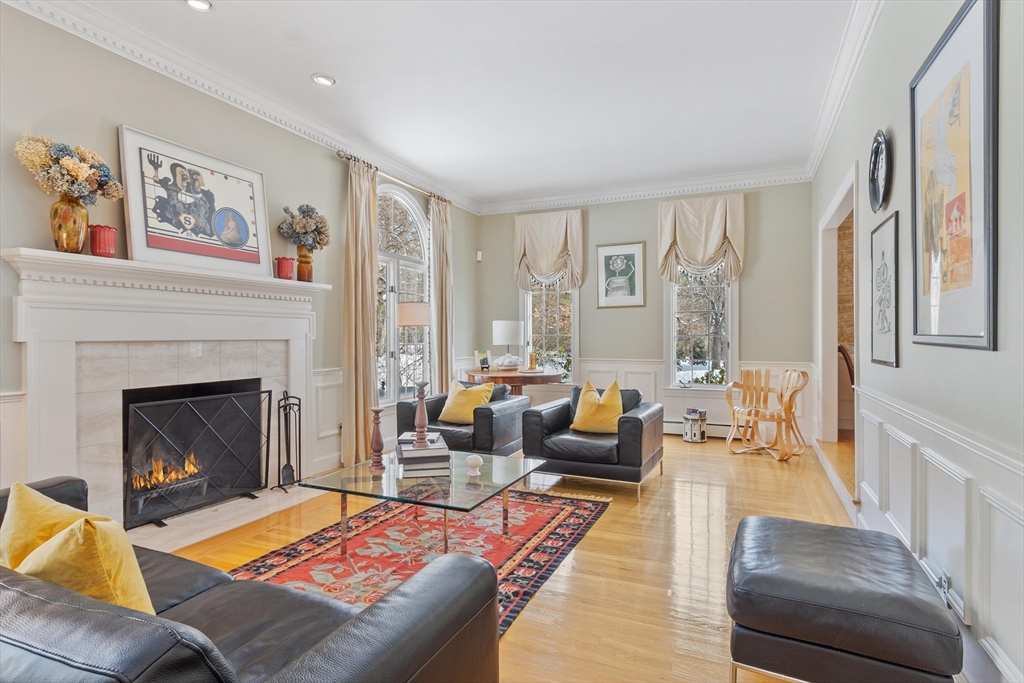 853 Strawberry Hill Rd
