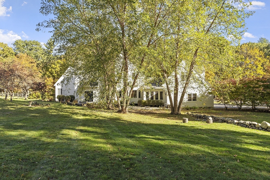 853 Strawberry Hill Rd