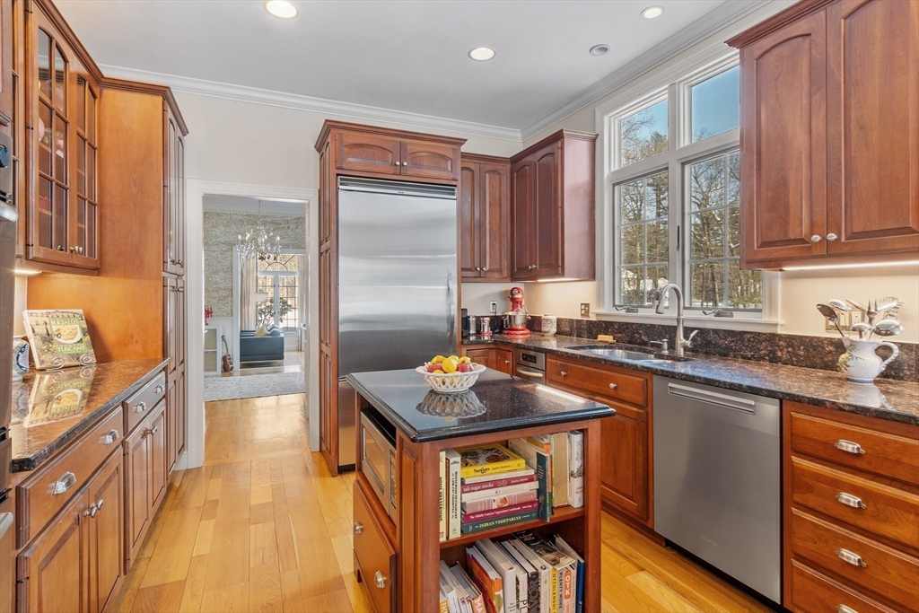 853 Strawberry Hill Rd