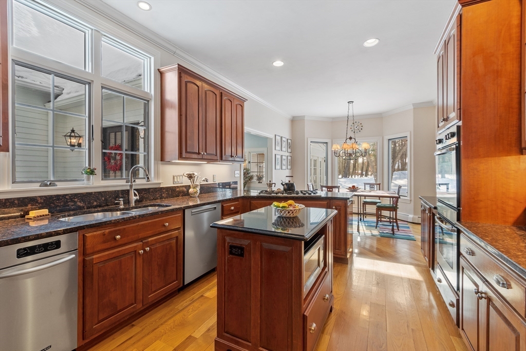 853 Strawberry Hill Rd