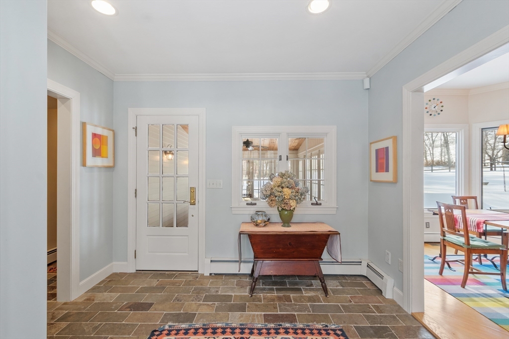 853 Strawberry Hill Rd