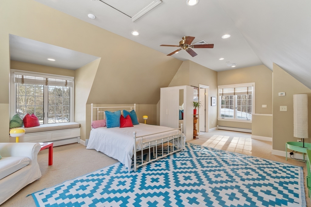 853 Strawberry Hill Rd