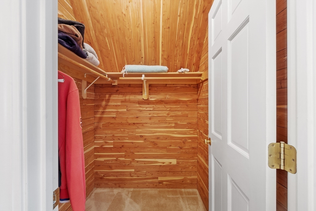 853 Strawberry Hill Rd