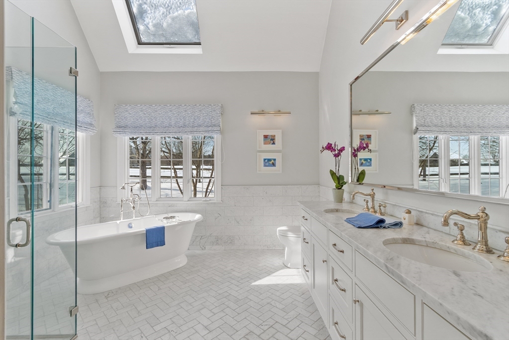 853 Strawberry Hill Rd