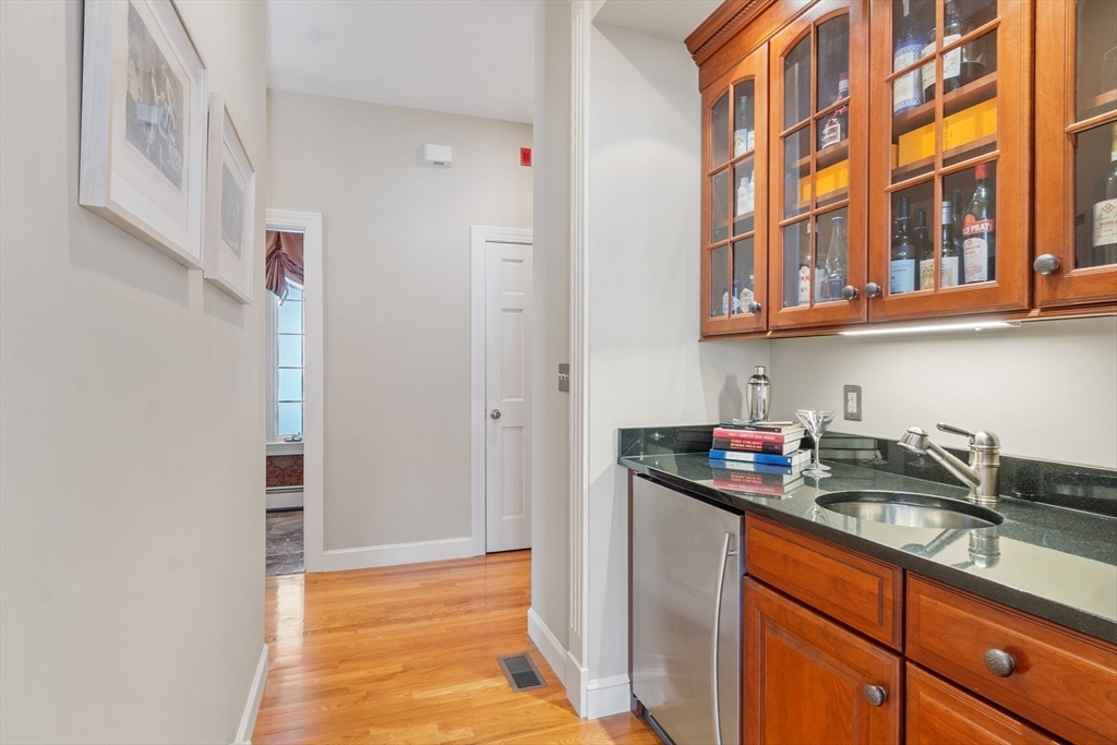 853 Strawberry Hill Rd