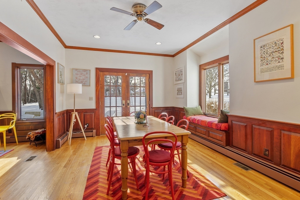 853 Strawberry Hill Rd