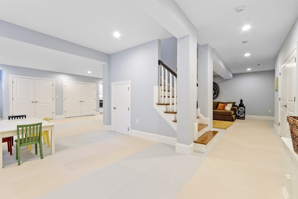 1 Baker Ave