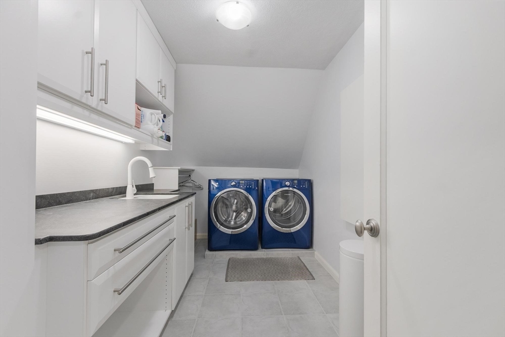 89 Mattison Dr