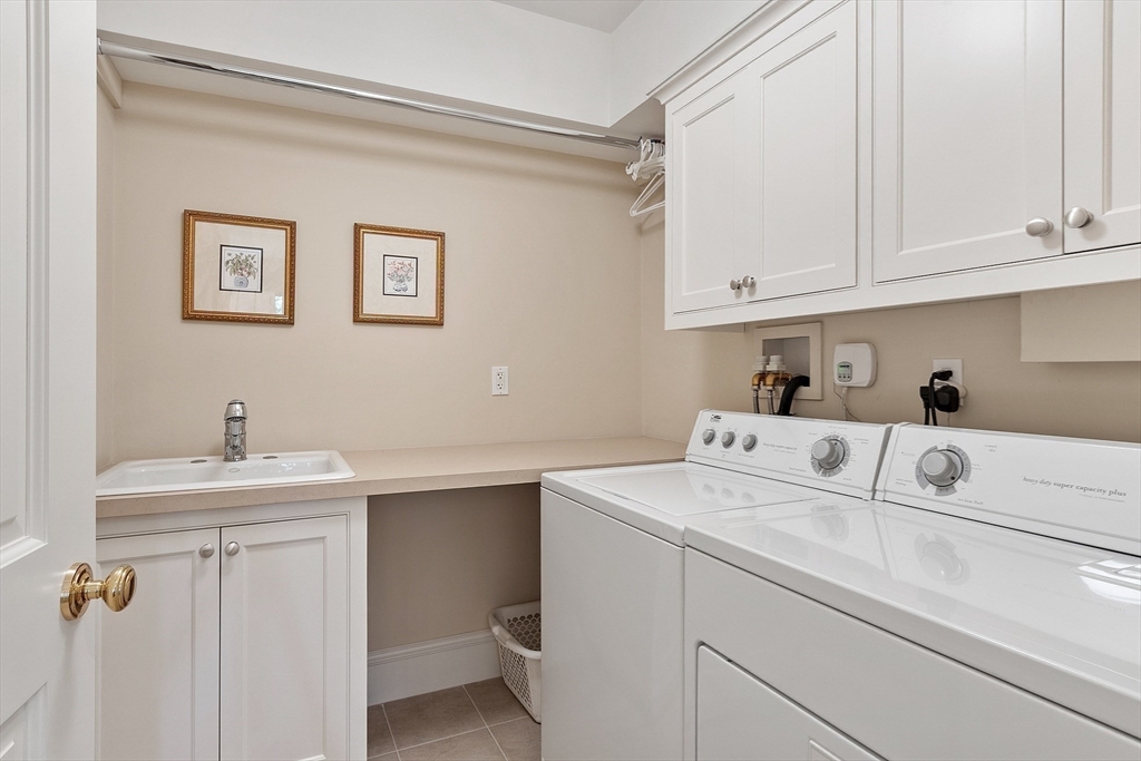29 Willard Cmn