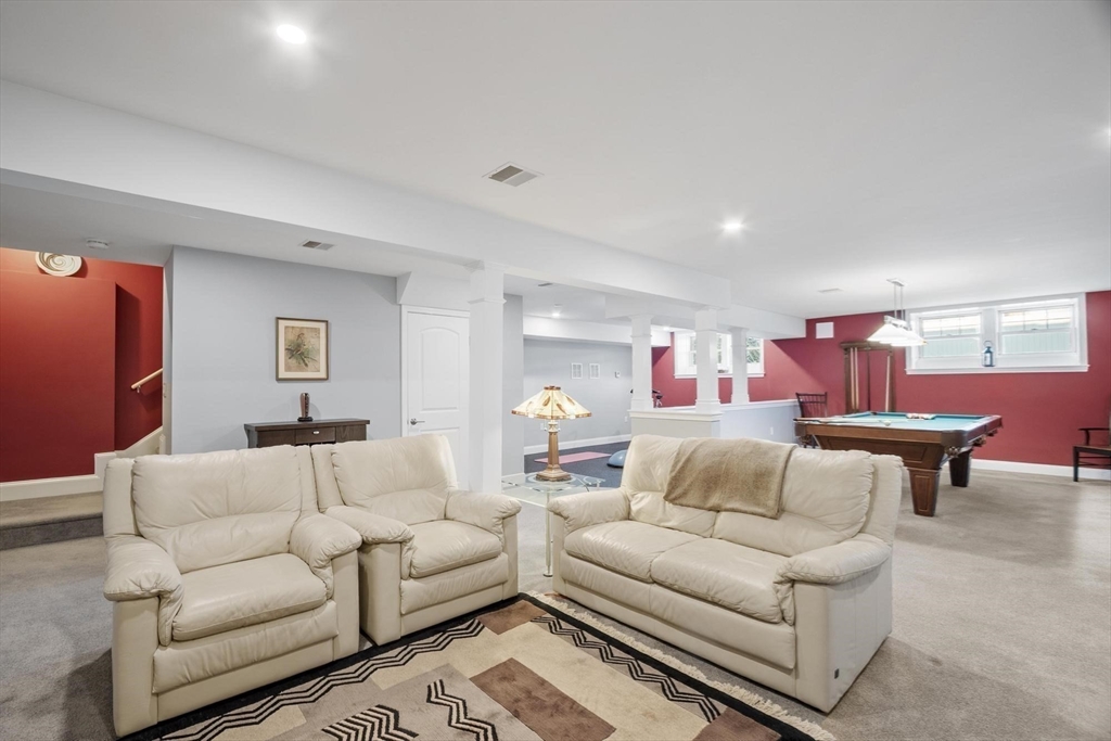 67 Conant St