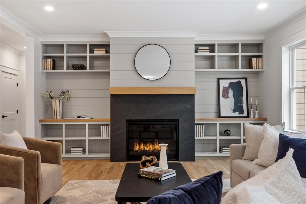 373 East Riding Drive