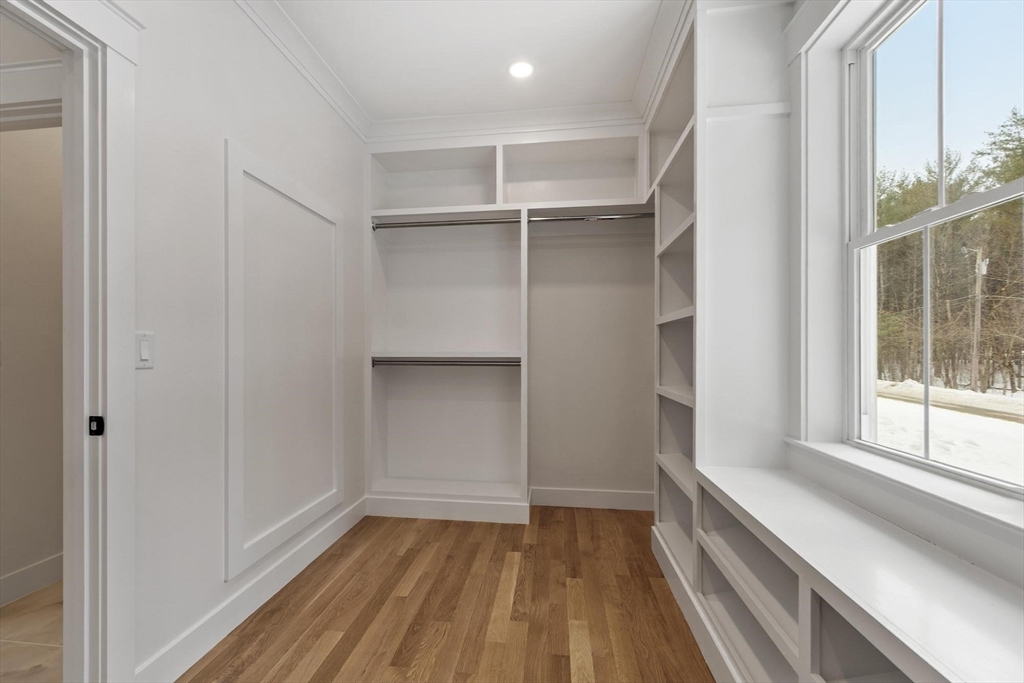 373 East Riding Drive