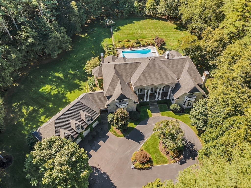 215 Monument Farm Rd