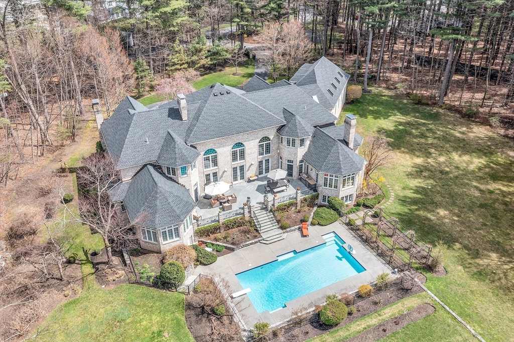 215 Monument Farm Rd