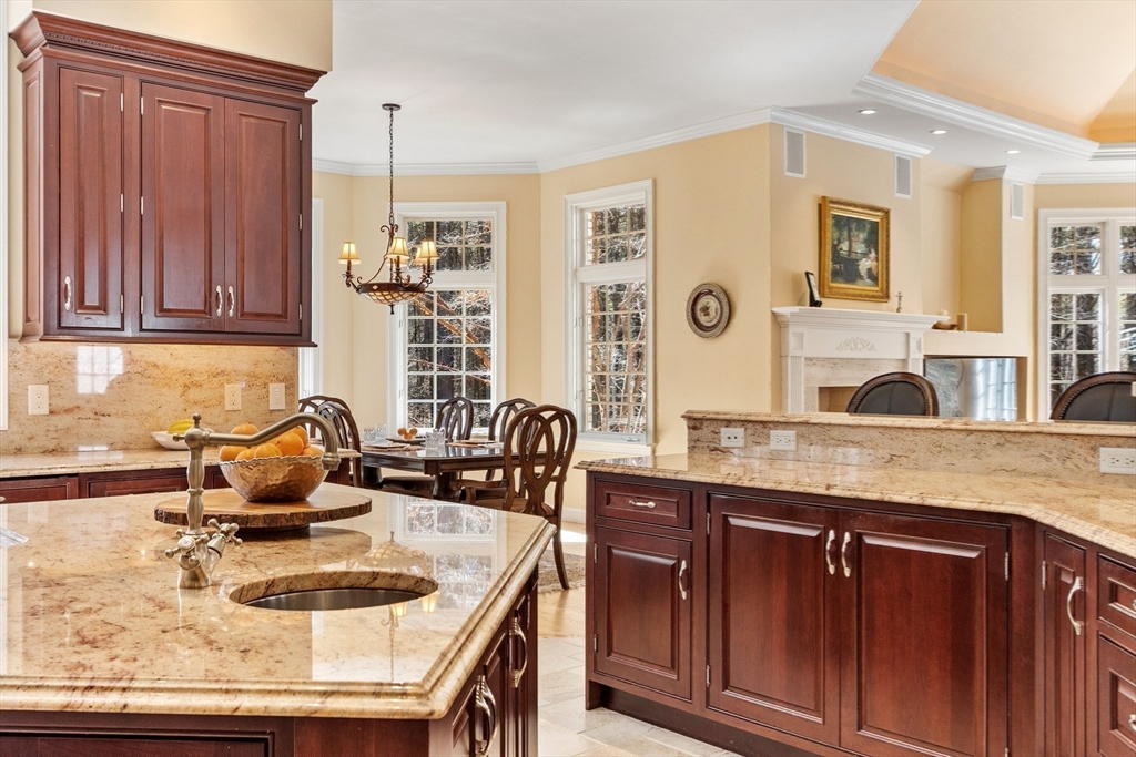 215 Monument Farm Rd