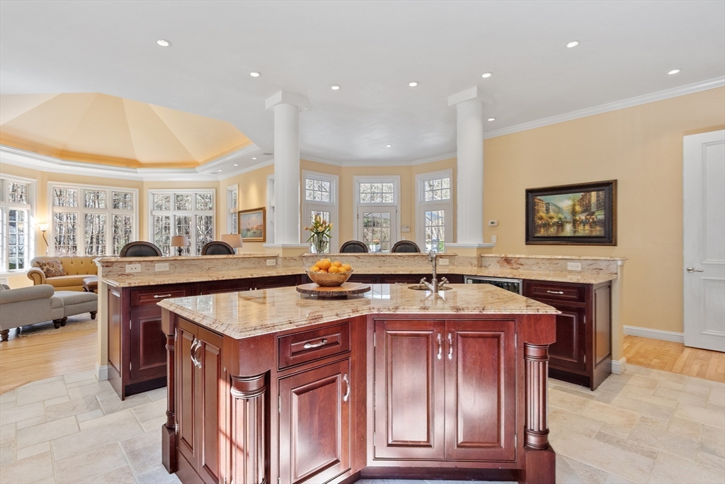 215 Monument Farm Rd