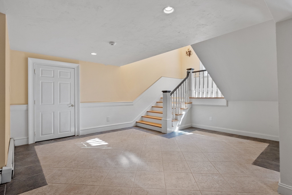 215 Monument Farm Rd