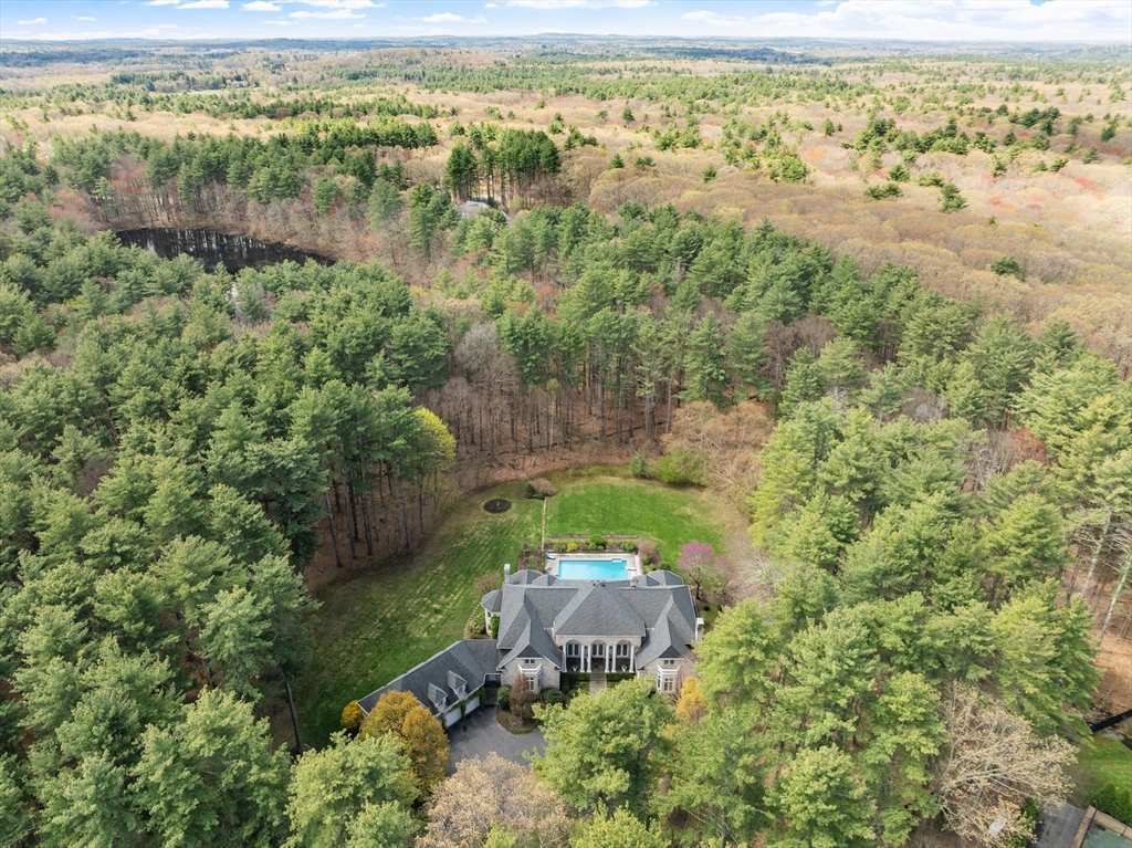 215 Monument Farm Rd