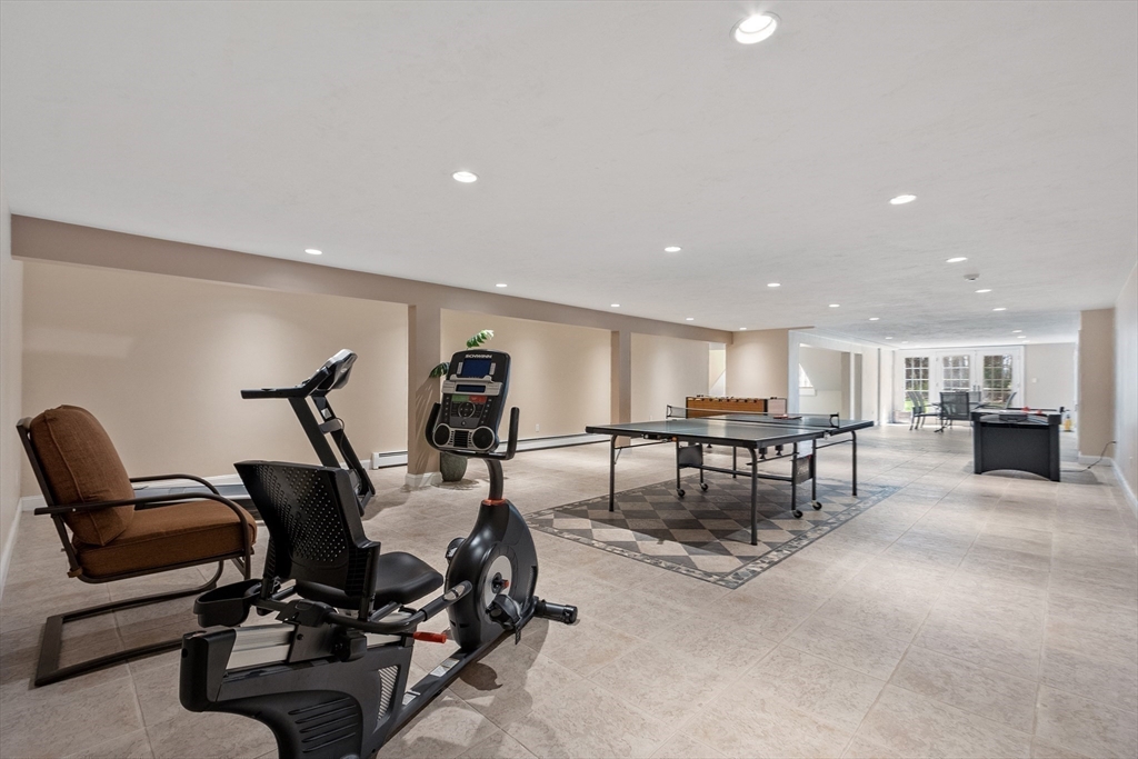 215 Monument Farm Rd