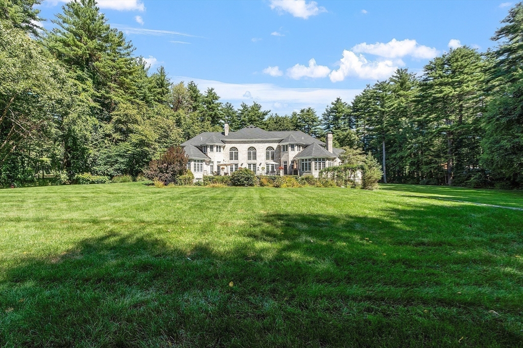 215 Monument Farm Rd