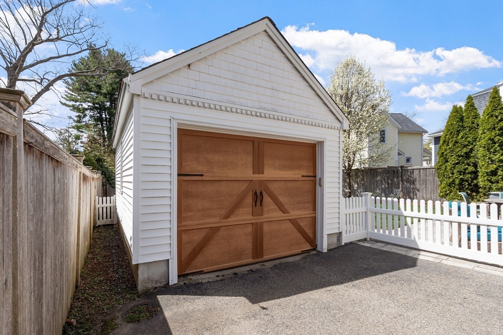 89 Grant St