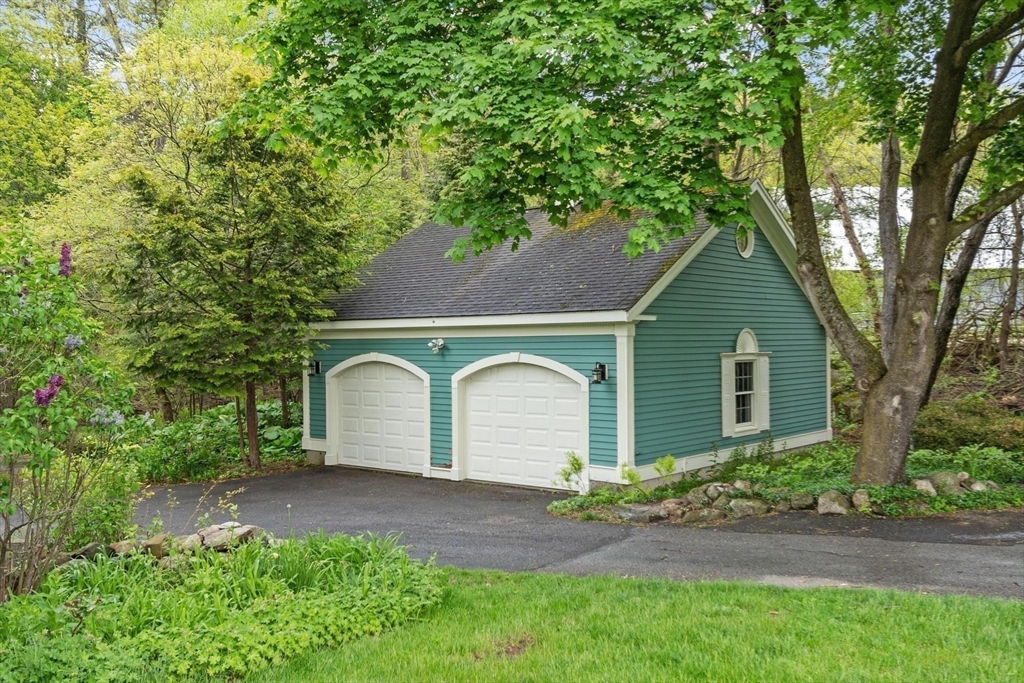 315 Nagog Hill Rd