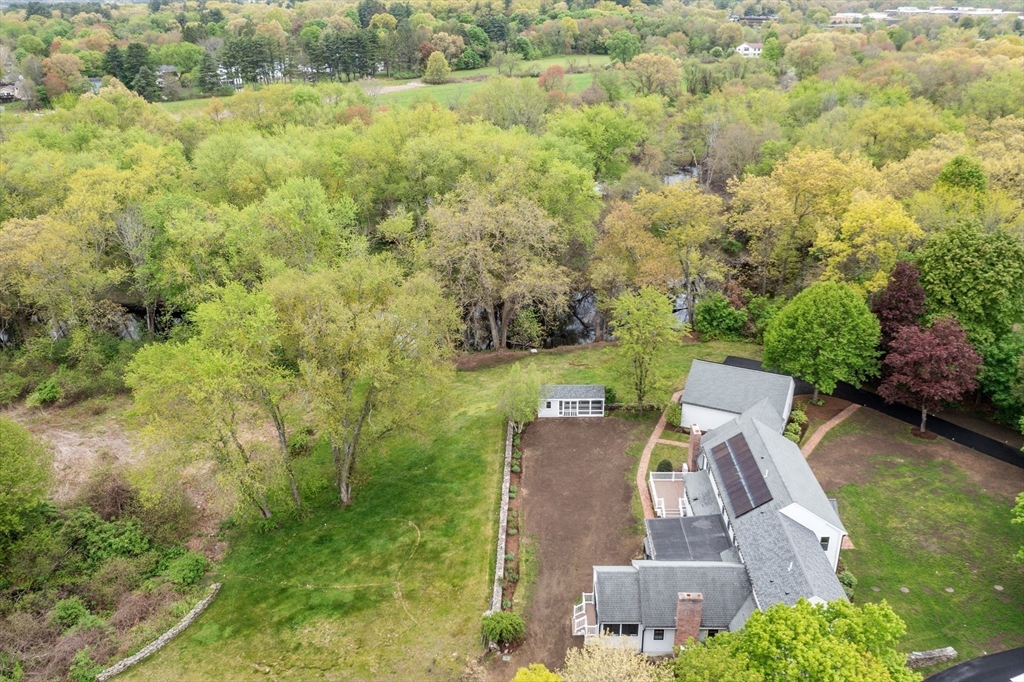 127 Lee Dr