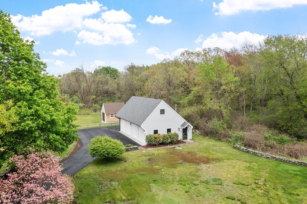 127 Lee Dr