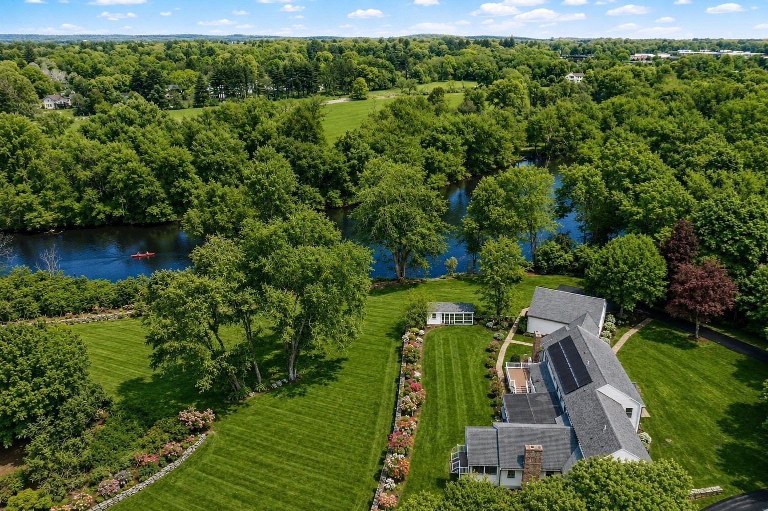 127 Lee Dr