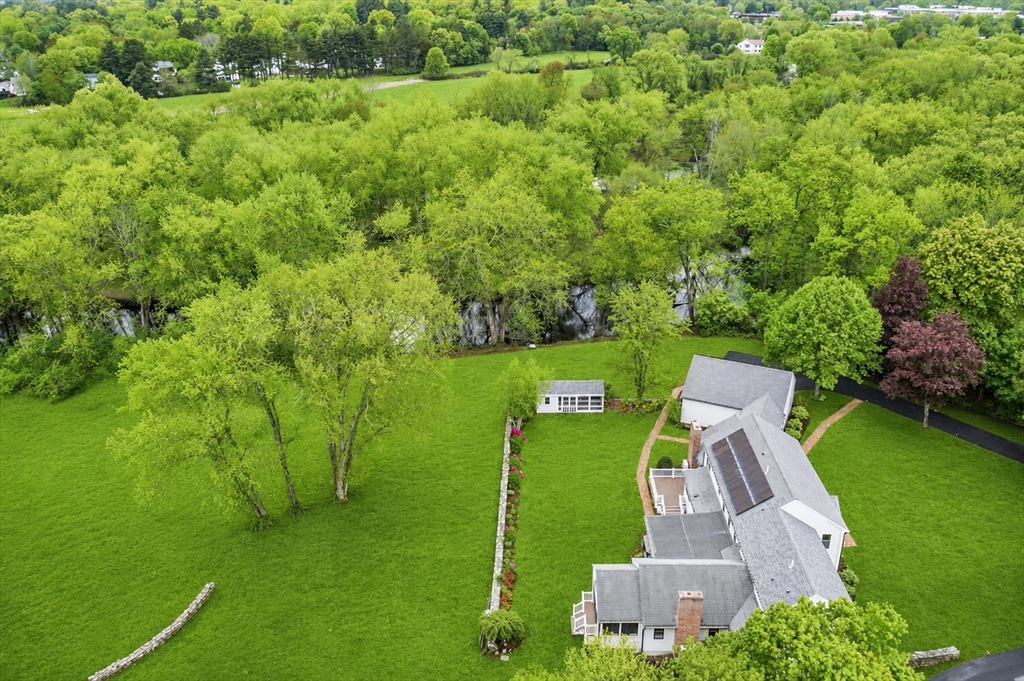 127 Lee Dr