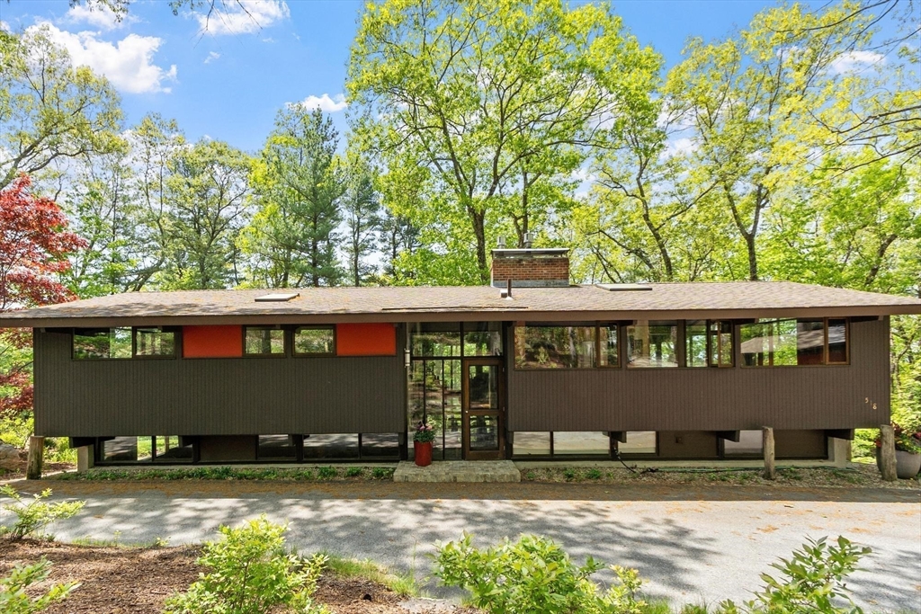 518 Annursnac Hill Rd