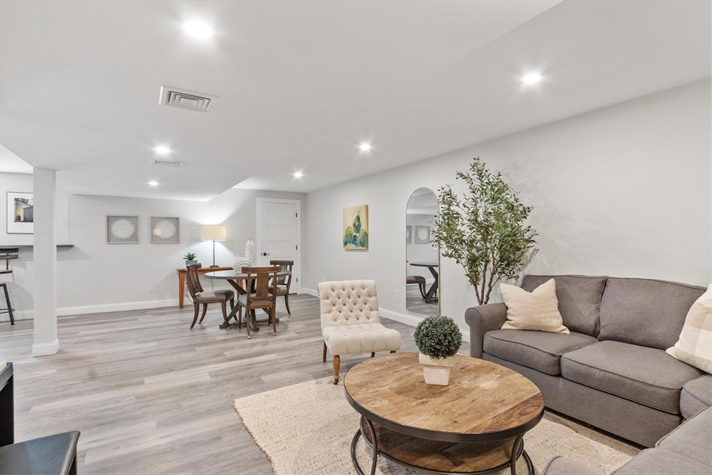 19 Birch Ln # 19