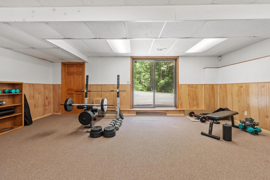 78 Carroll Dr
